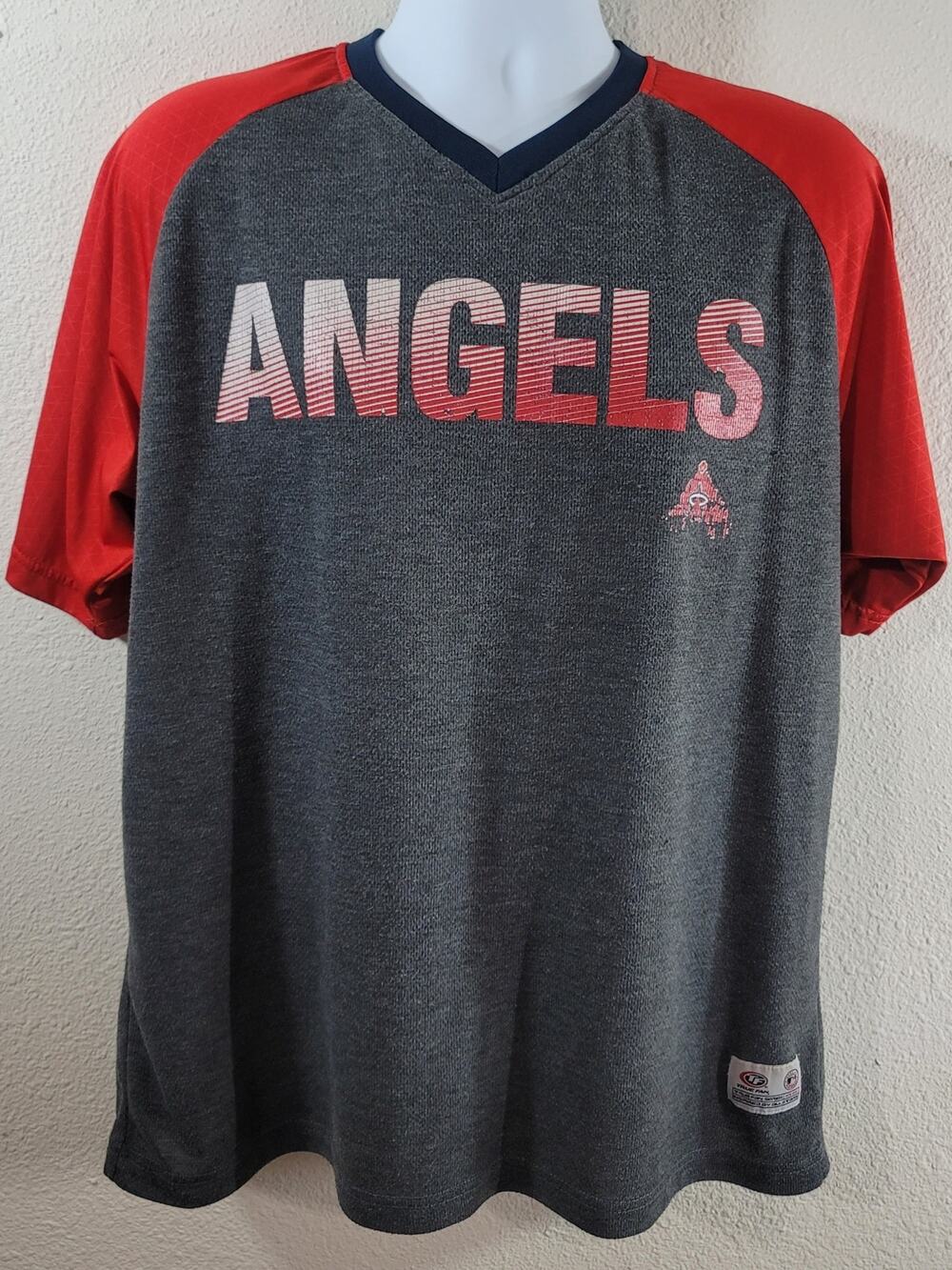True Fan Gray Red LA Angels MLB Graphic Logo Shirt Large Lightweight Soft